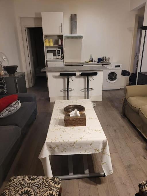 Appartement 2 Chambres 1 Salle De Bain Paris 8Eme Champs Elysees Eksteriør bilde